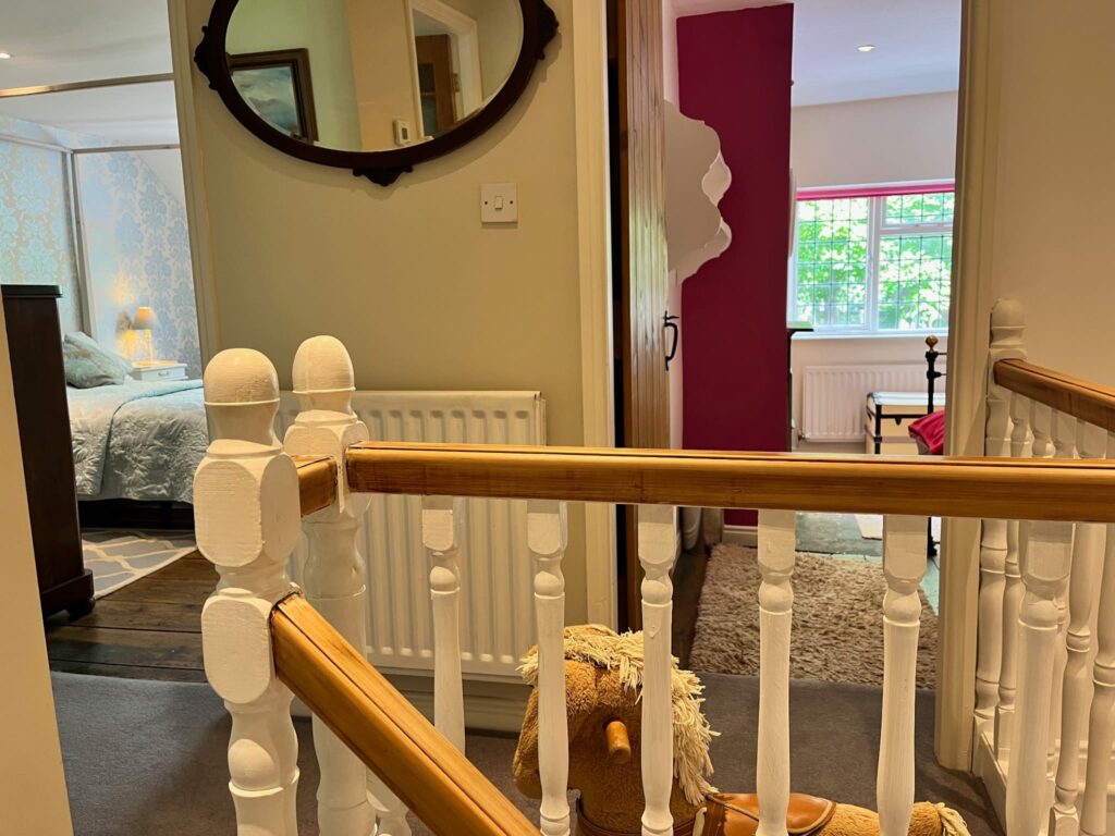 Bell Cottage - Landing